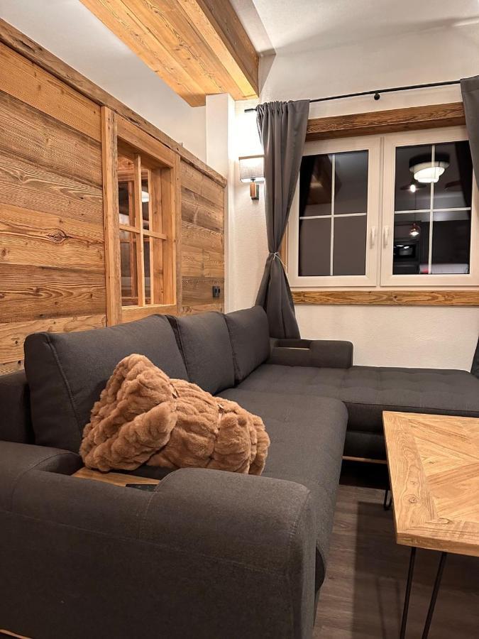 Chalet Schwarz Berwang Bagian luar foto