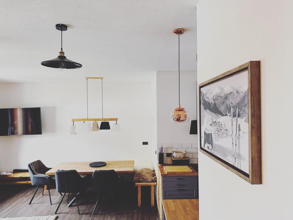 Chalet Schwarz Berwang Bagian luar foto