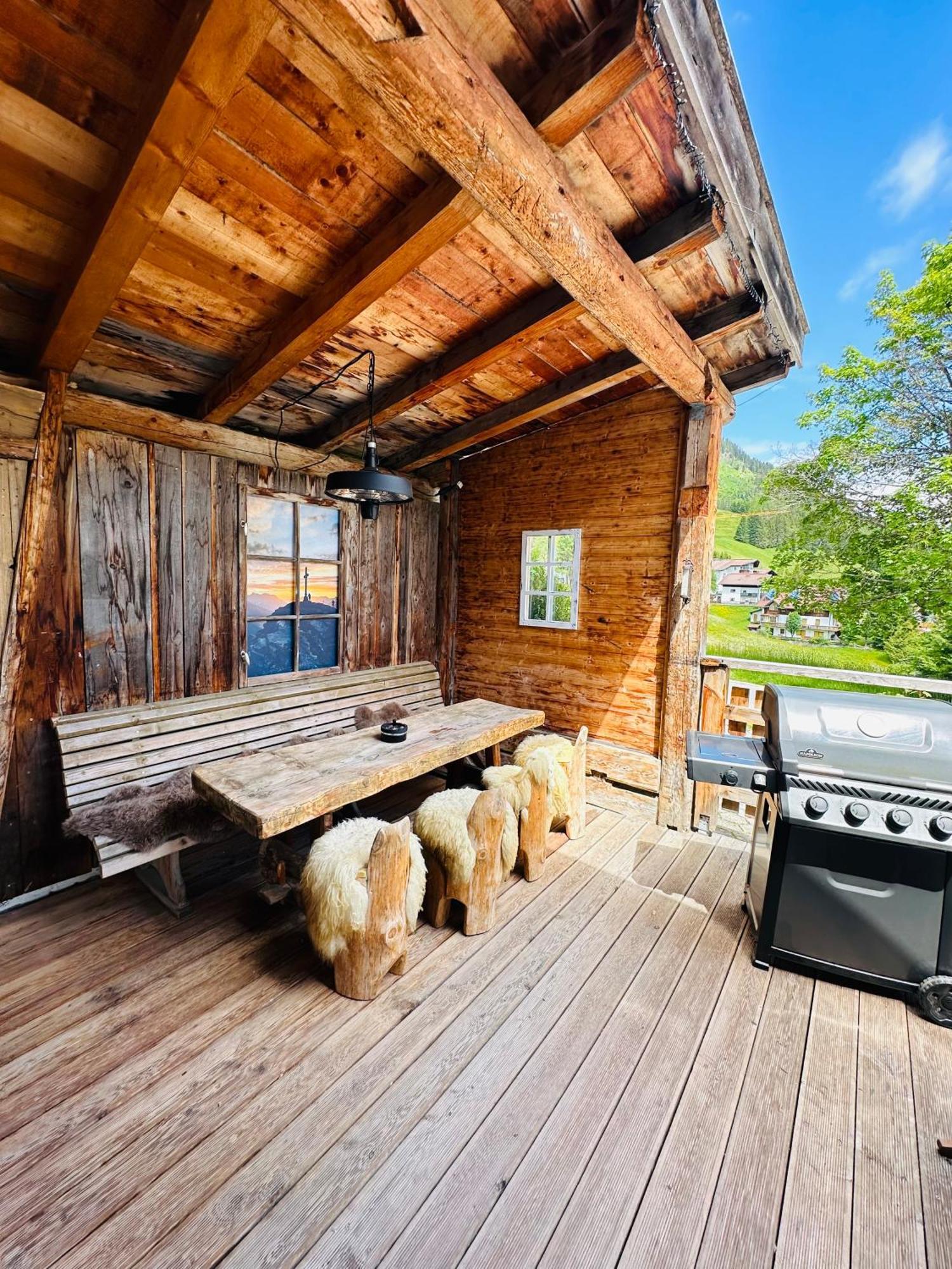 Chalet Schwarz Berwang Bagian luar foto